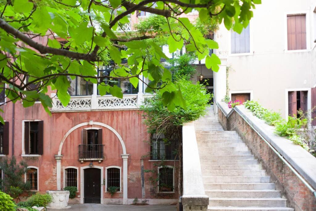 Palazzo Alvera Grand Canal Venecia Exterior foto
